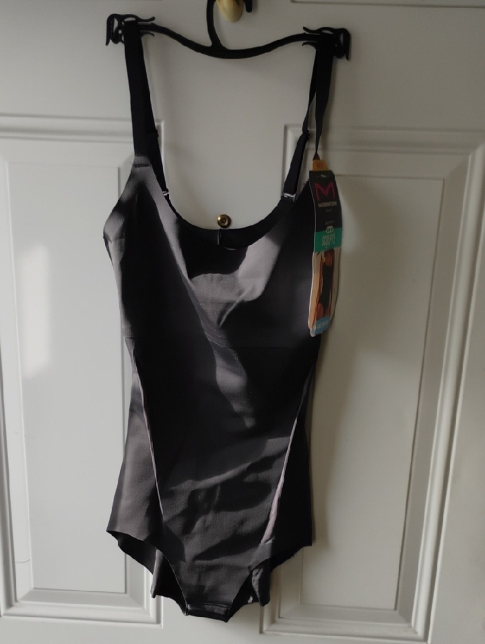 Maidenform Black Sculpts Extra Firm Bodysuit
